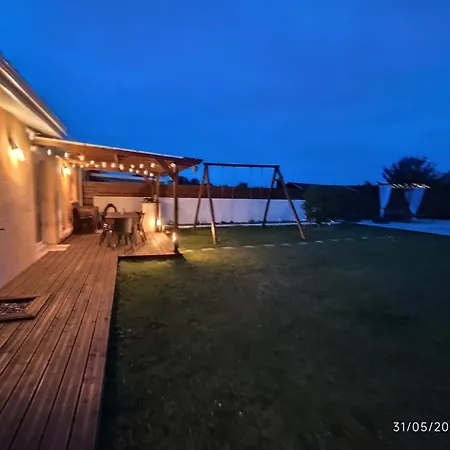 Maison Cosy Avec Piscine Ychoux